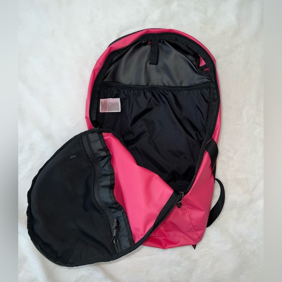 Supreme x The North Face Prim Pink Outer Tape Seam Backpack - Picture 4 of 8